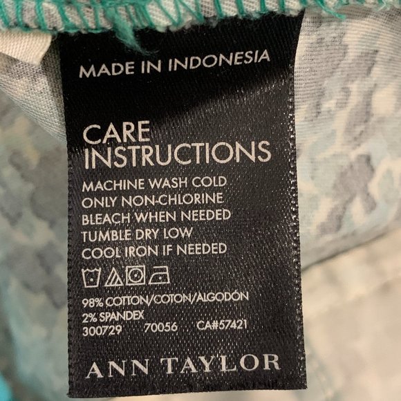 Ann Taylor Carnegie Crop Print Pants - Picture 4 of 4